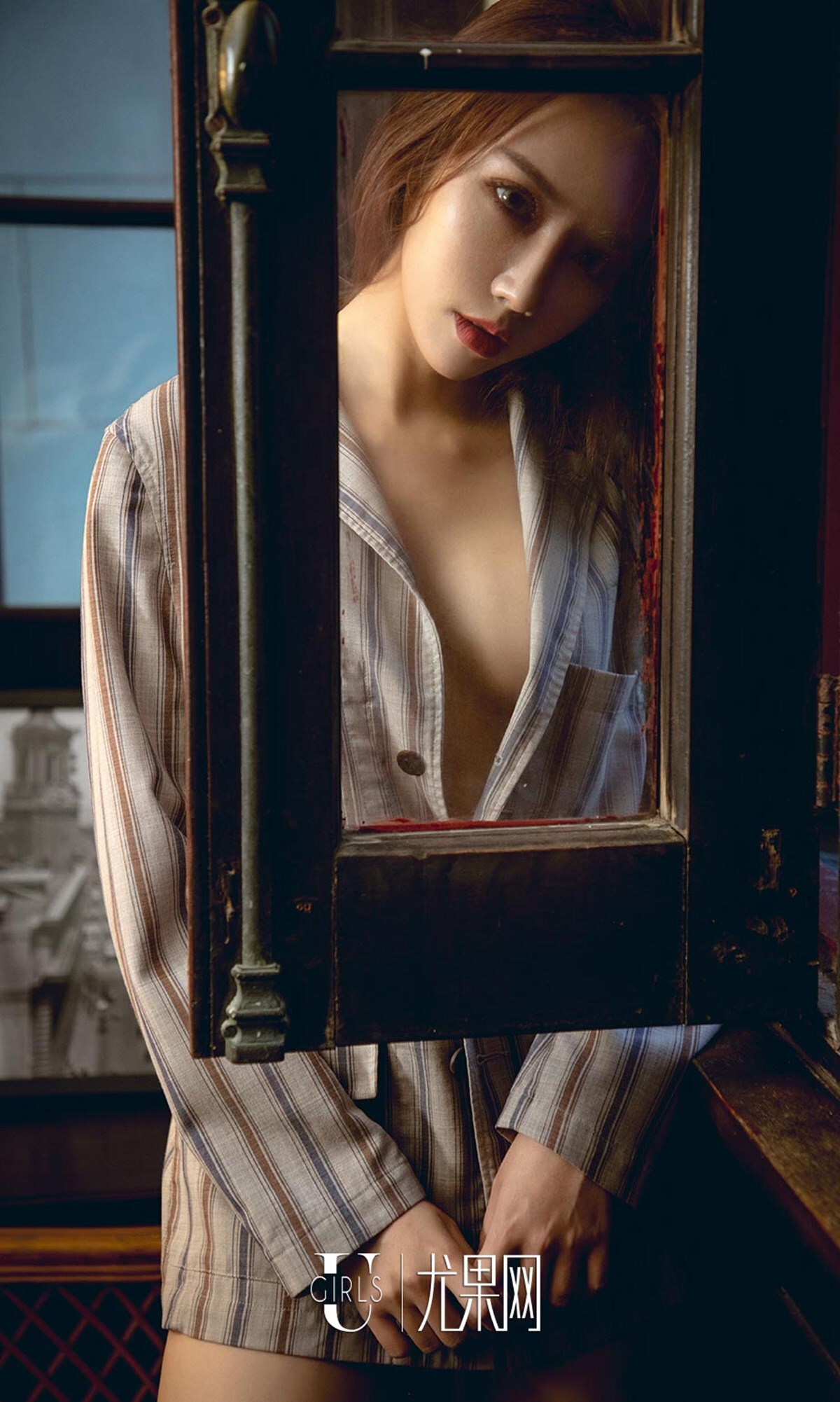 [爱尤物]2018APP NO.1221 COCO一文艺时光